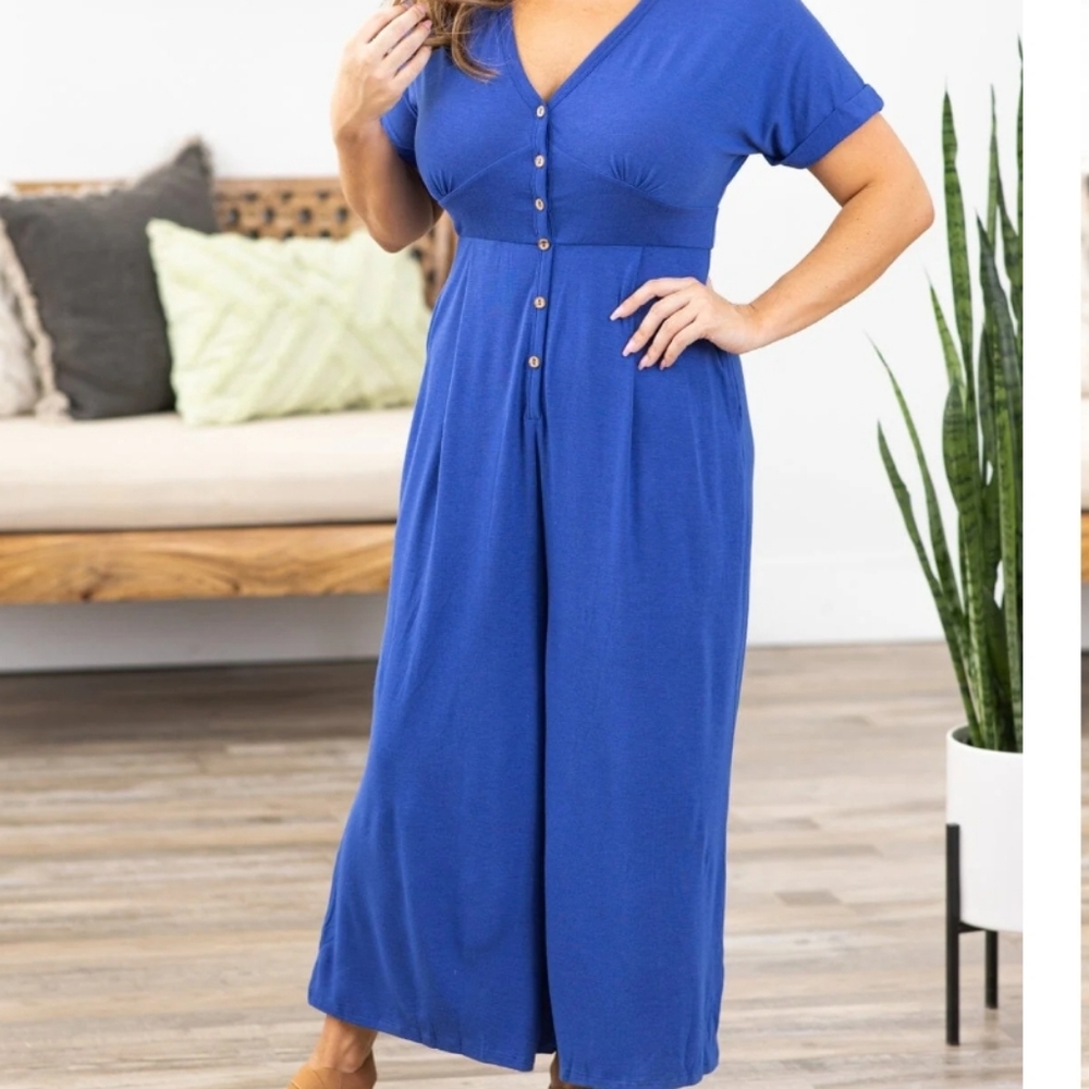 Shop Basic Jumpsuit - Picture 5 of 6